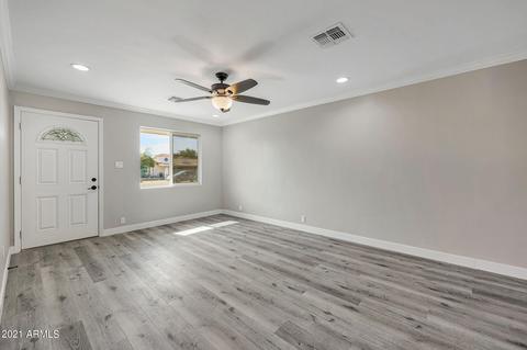 902 El Caminito Dr, Phoenix, AZ 85020 photo 3
