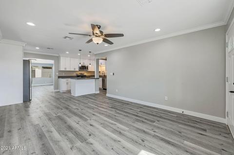 902 El Caminito Dr, Phoenix, AZ 85020 photo 2