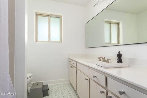 2526 E North Ln, Phoenix, AZ 85028 photo 29