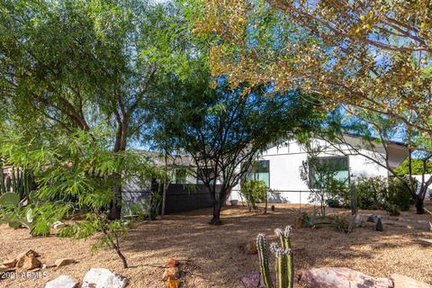 2526 E North Ln, Phoenix, AZ 85028 photo 7