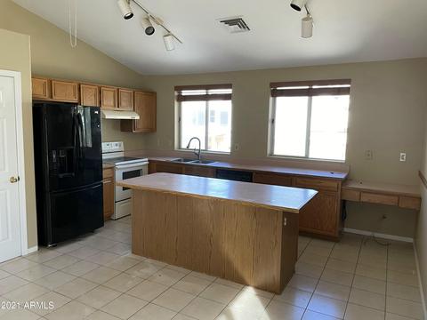 3732 E Taro Ln, Phoenix, AZ 85050 photo 2