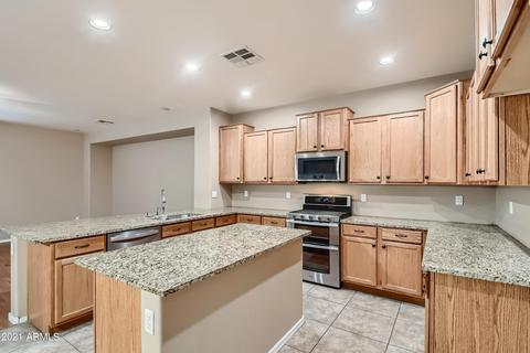 3828 E Kesler Ln, Gilbert, AZ 85295 photo 11
