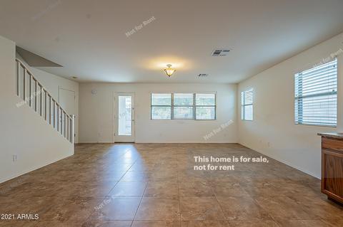3919 E Branham Ln, Phoenix, AZ 85042 photo 3