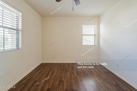 3919 E Branham Ln, Phoenix, AZ 85042 photo 17