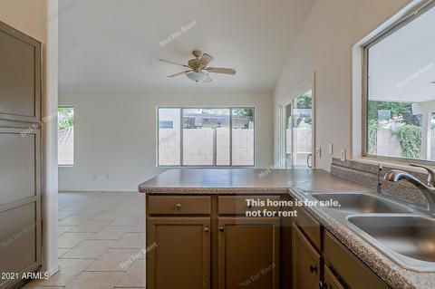 3931 E Wescott Dr, Phoenix, AZ 85050 photo 9