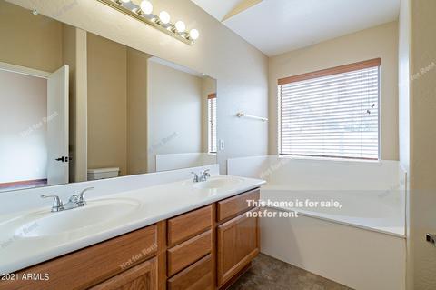 2175 S Quartz Ct, Gilbert, AZ 85295 photo 6