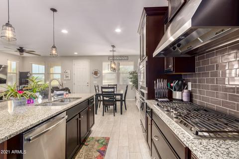3843 E Stiles Ln, Gilbert, AZ 85295 photo 14