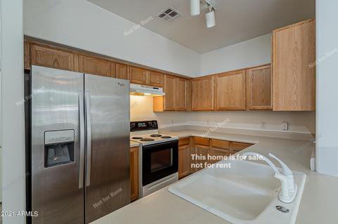 1496 S Roadrunner Dr, Gilbert, AZ 85296 photo 2