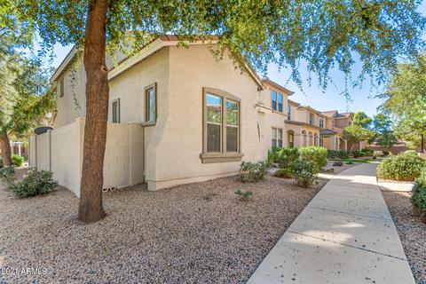 1920 E Del Rio St, Gilbert, AZ 85295 photo 3