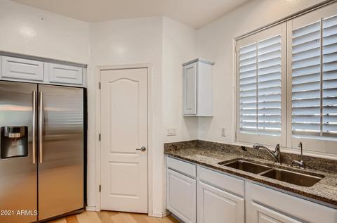 849 E Devon Rd, Gilbert, AZ 85296 photo 9