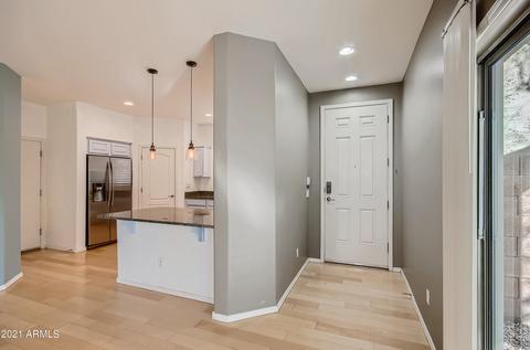 849 E Devon Rd, Gilbert, AZ 85296 photo 4