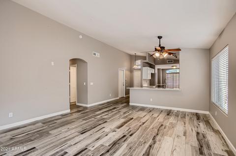 751 W Constitution Dr, Gilbert, AZ 85233 photo 9