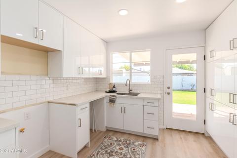 1307 W Coolidge St, Phoenix, AZ 85013 photo 13