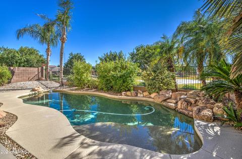 9727 E Kiva Ave, Mesa, AZ 85209