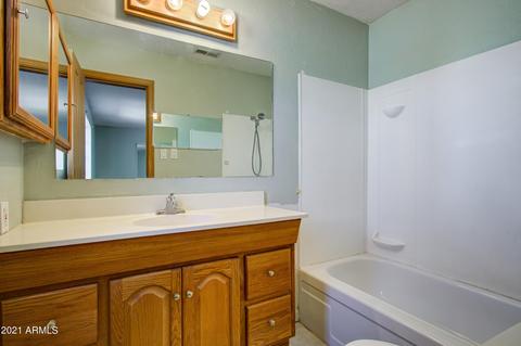 1738 E San Juan Ave, Phoenix, AZ 85016 photo 9