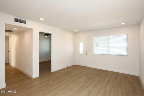 2135 E Claire Dr, Phoenix, AZ 85022 photo 5