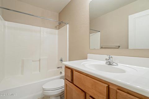 3884 E Santa Fe Ln, Gilbert, AZ 85297 photo 12