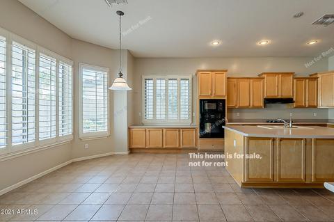 676 E Vermont Dr, Gilbert, AZ 85295 photo 8