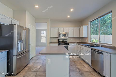 25622 N Singbush Loop, Phoenix, AZ 85083 photo 2