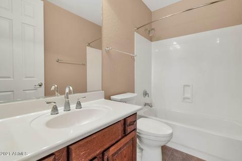6887 S Pinehurst Dr, Gilbert, AZ 85298 photo 17