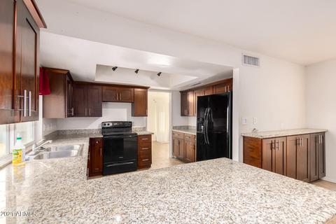 4137 W Crocus Dr, Phoenix, AZ 85053 photo 4
