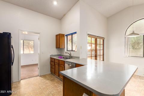 952 E Paradise Ln, Phoenix, AZ 85022 photo 9