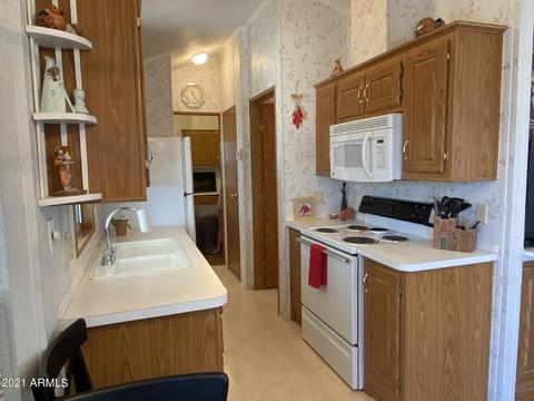 114 E Cholla Ln, Florence, AZ 85132 photo 6