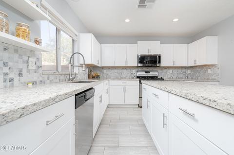 2850 E Windsong Dr, Phoenix, AZ 85048 photo 6