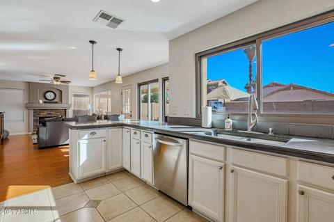 1679 E Aspen Way, Gilbert, AZ 85234 photo 10