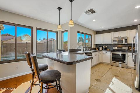1679 E Aspen Way, Gilbert, AZ 85234 photo 8