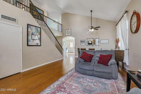 1679 E Aspen Way, Gilbert, AZ 85234 photo 4
