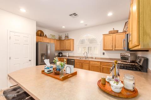 4072 E Narrowleaf Dr, Gilbert, AZ 85298 photo 9