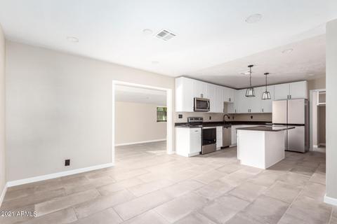 8822 N 17th Dr, Phoenix, AZ 85021 photo 11