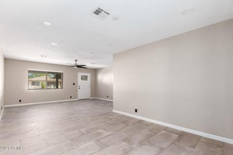8822 N 17th Dr, Phoenix, AZ 85021 photo 4