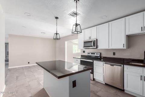 8822 N 17th Dr, Phoenix, AZ 85021 photo 13