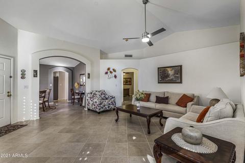 809 E Sack Dr, Phoenix, AZ 85024 photo 2