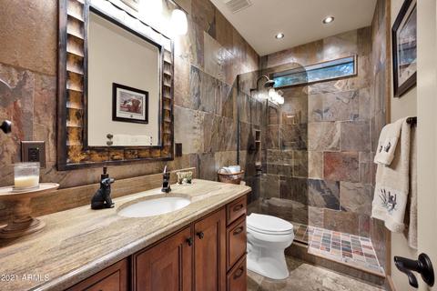 806 E Blue Eagle Ln, Phoenix, AZ 85086 photo 23
