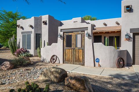 806 E Blue Eagle Ln, Phoenix, AZ 85086 photo 3