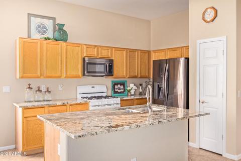 204 E Spur Ave, Gilbert, AZ 85296 photo 16