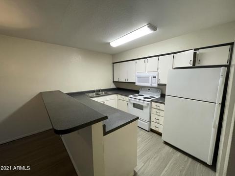 2675 E Silk Oak Dr, Tempe, AZ 85288 photo 5