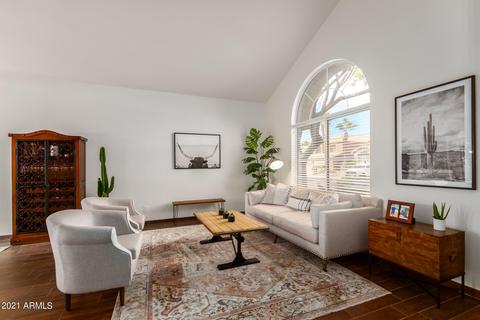 1401 E Thistle Landing Dr, Phoenix, AZ 85048 photo 9