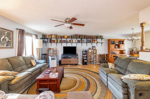 4890 E Indian Dr, Flagstaff, AZ 86004 photo 5