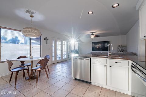1641 E Laurel Ave, Gilbert, AZ 85234 photo 6