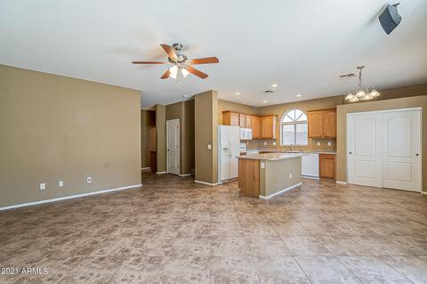3878 S Dew Drop Ln, Gilbert, AZ 85297 photo 3