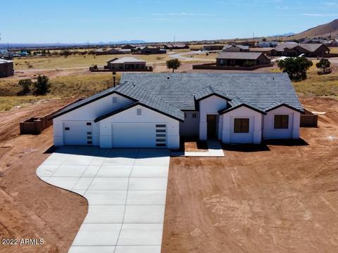 6752 E Vaquero St, Hereford, AZ 85615