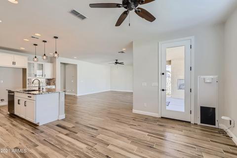 2516 E Nancy Ln, Phoenix, AZ 85042 photo 9