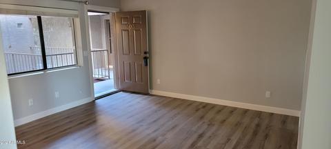 17 E Ruth Ave #303, Phoenix, AZ 85020 photo 8
