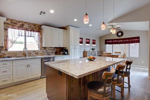 11365 E Downing Cir, Mesa, AZ 85207 photo 7