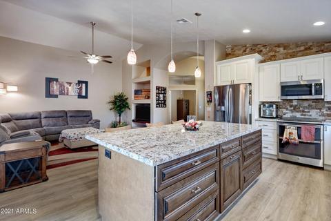 11365 E Downing Cir, Mesa, AZ 85207 photo 8