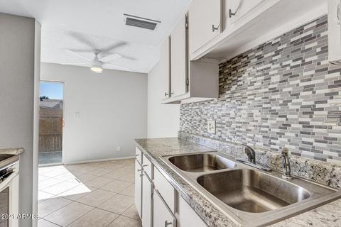 1237 E Lawrence Ln, Phoenix, AZ 85020 photo 4